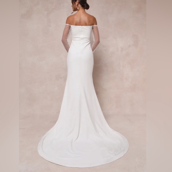 Lulus Eternally Beloved off the shoulder wedding gown XS - Picture 4 of 14